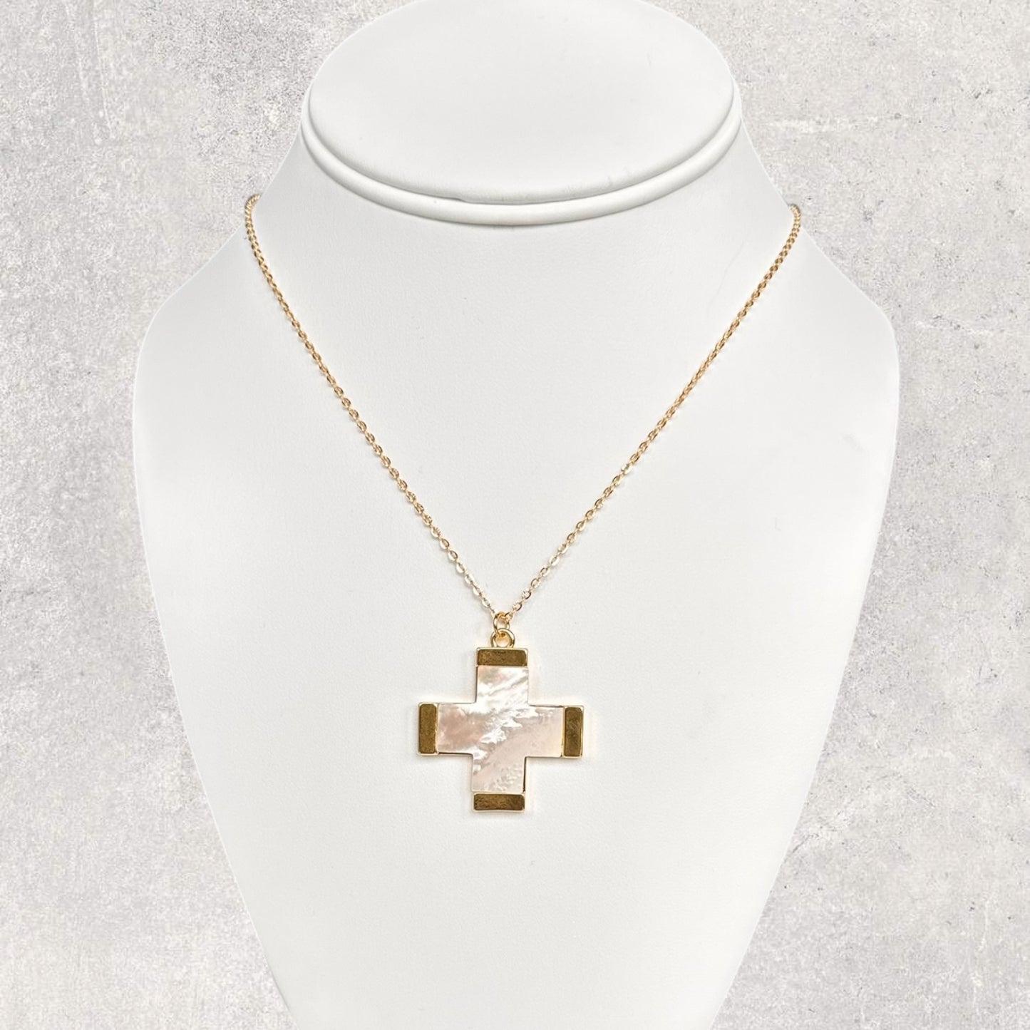 Olivia Large Necklace