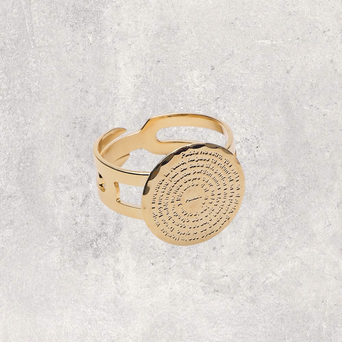Padre Nuestro Ring