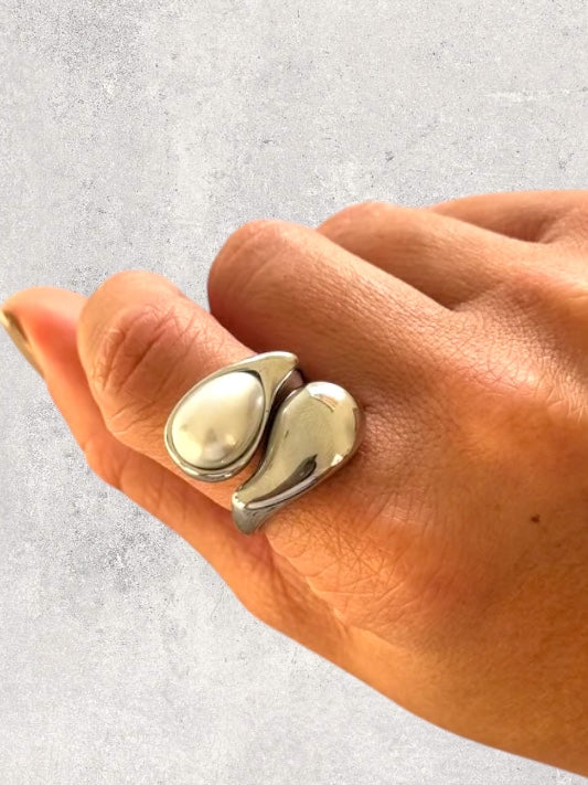 Pearl Adjustable Ring