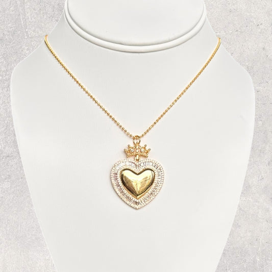 Queen Necklace