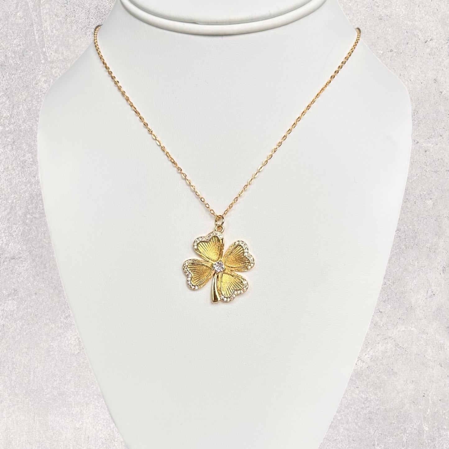 Lucky Medium Gold Necklace