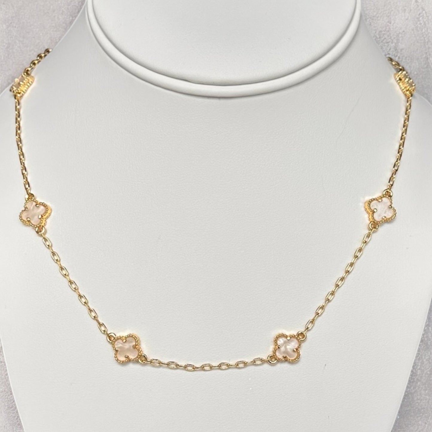 Mia Necklace